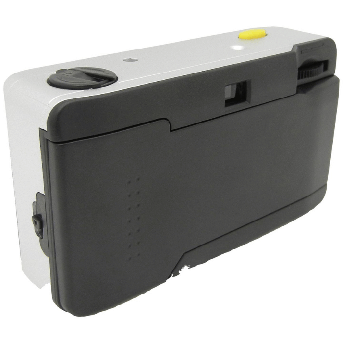 Easypix 35 Reloadable Film Camera, Retro Style, Built-in Flash